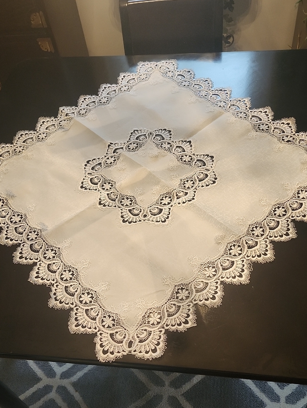 Elegant White Lace Table Runner - Home Dining Table Linens